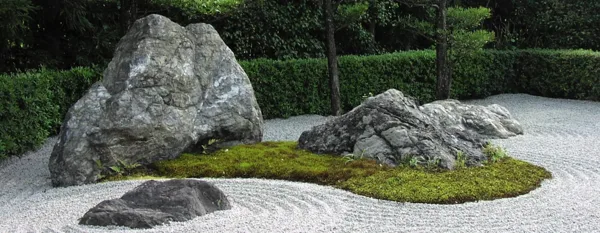 zen moss garden
