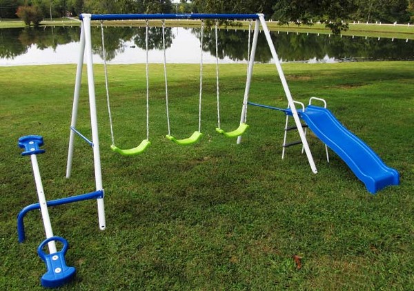 Flexible Flyer Wooden Garden Swing Seat