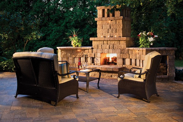 Outdoor Fireplace Ideas And Kits Diy, How To Build An Outdoor Patio Fireplace