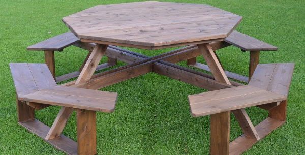 Round Picnic Bench