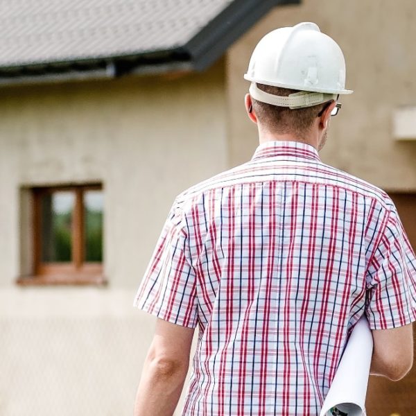 landscaping architect analyzing the location