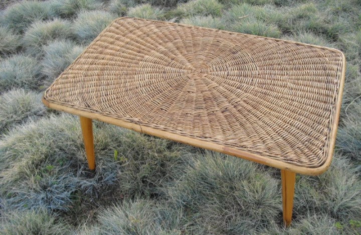 clean rattan table