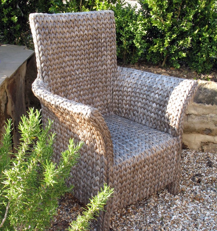 cleaning rattan garden chair