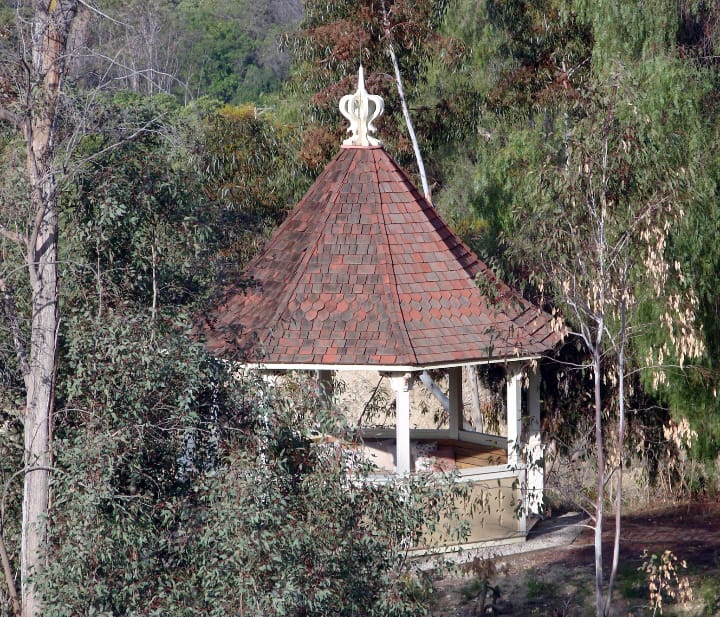 gazebo with scalloped roof shingles