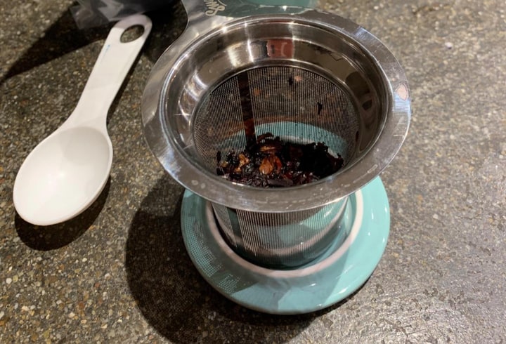 put the infuser in the mug
