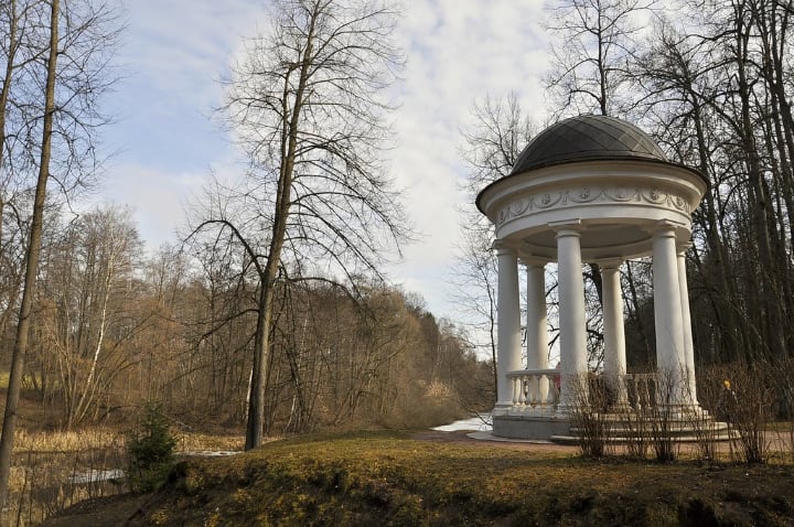 rotunda gazebo