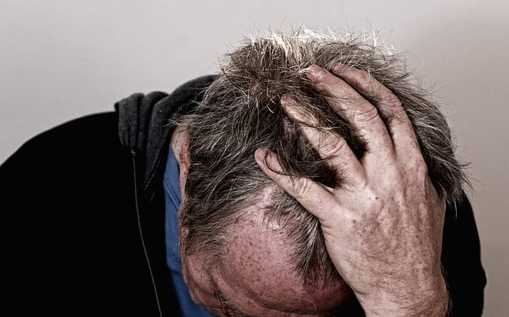 ginger tea helps fight headache and migraine