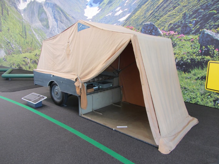 small trailer tent