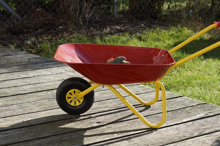 wheelbarrow