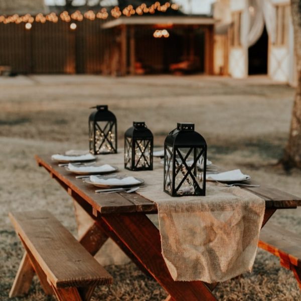 picnic bench table setting