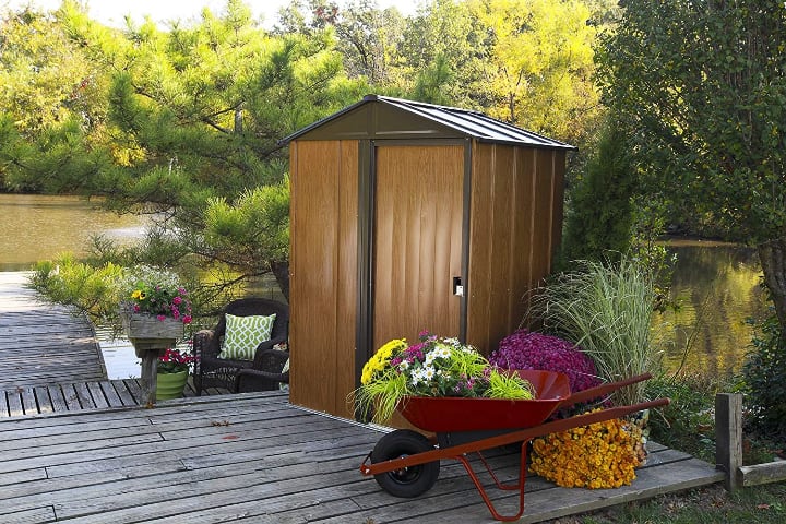 9 Best Garden Sheds Reviewed & How to Build Your Own