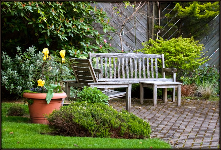 garden bench