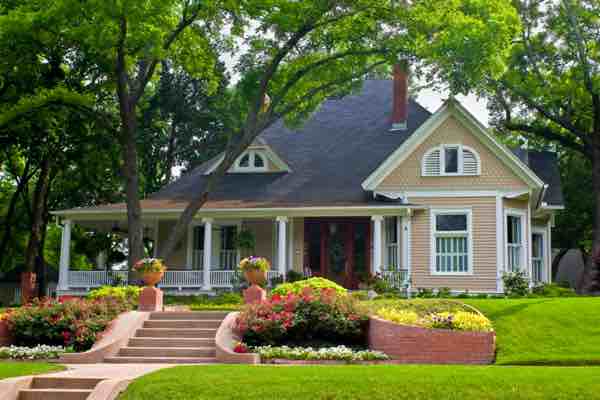 landscaping benefits house