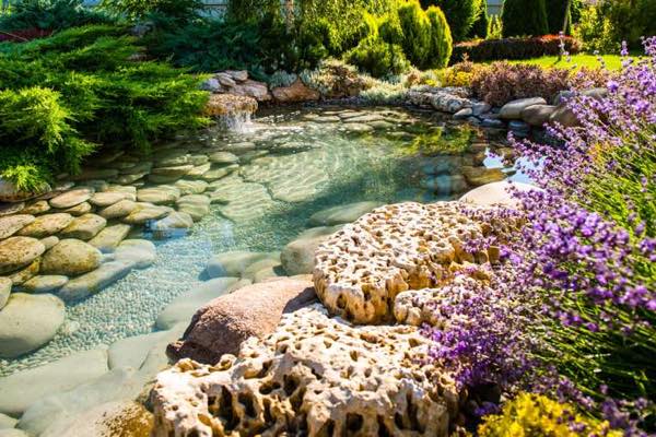 landscaping rocks ideas with water