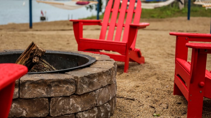 diy red brick fire pit