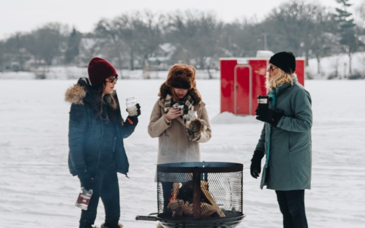 outdoor fire pit to ease freezing cold temperature