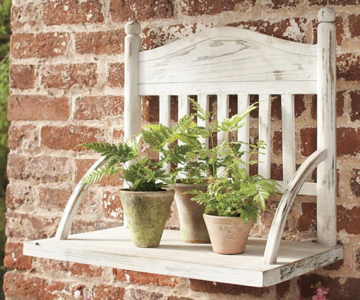 plant wall stand