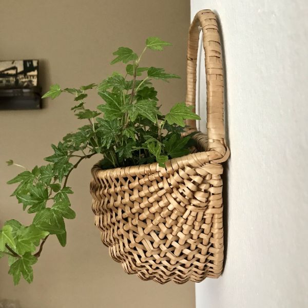 wicker plant stand