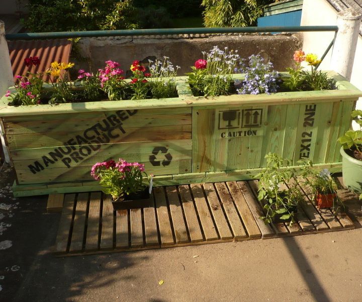 balcony raised garden bed