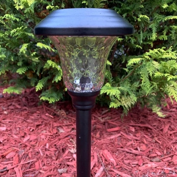 easy to install garden light