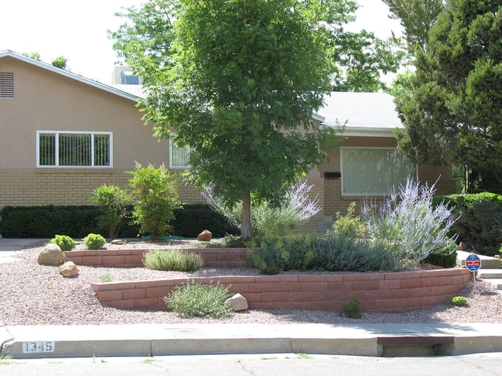 front lawn terrace garden