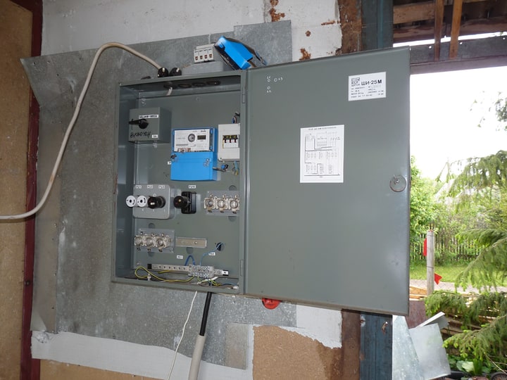 garage fuse box