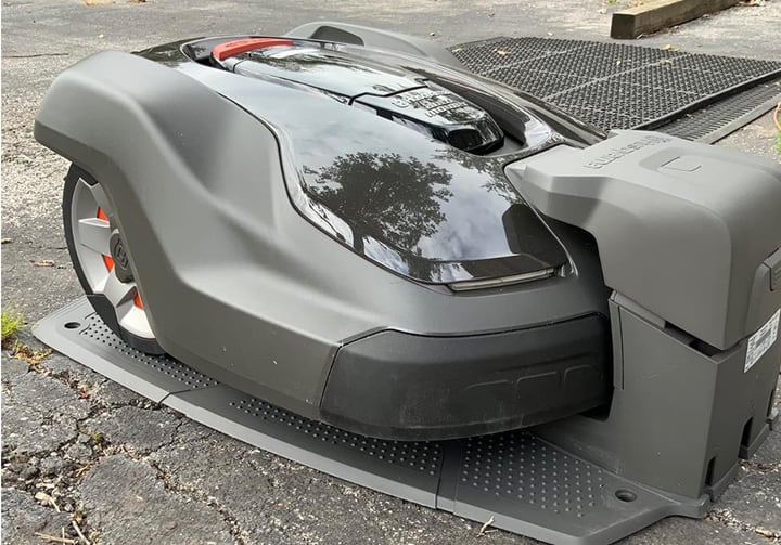 husqvarna robot mower