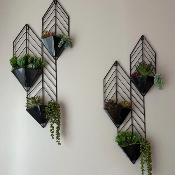 45 Wonderful Wall Planter Ideas for Creative DIY Gardeners